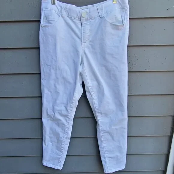 Democracy White Jeans size 8 - Picture 2 of 12